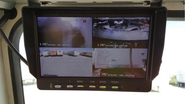 Yard truck trailer switcher Driver Safety 5th wheel King Pin Camera Driver Live View 5th Wheel Camera Display